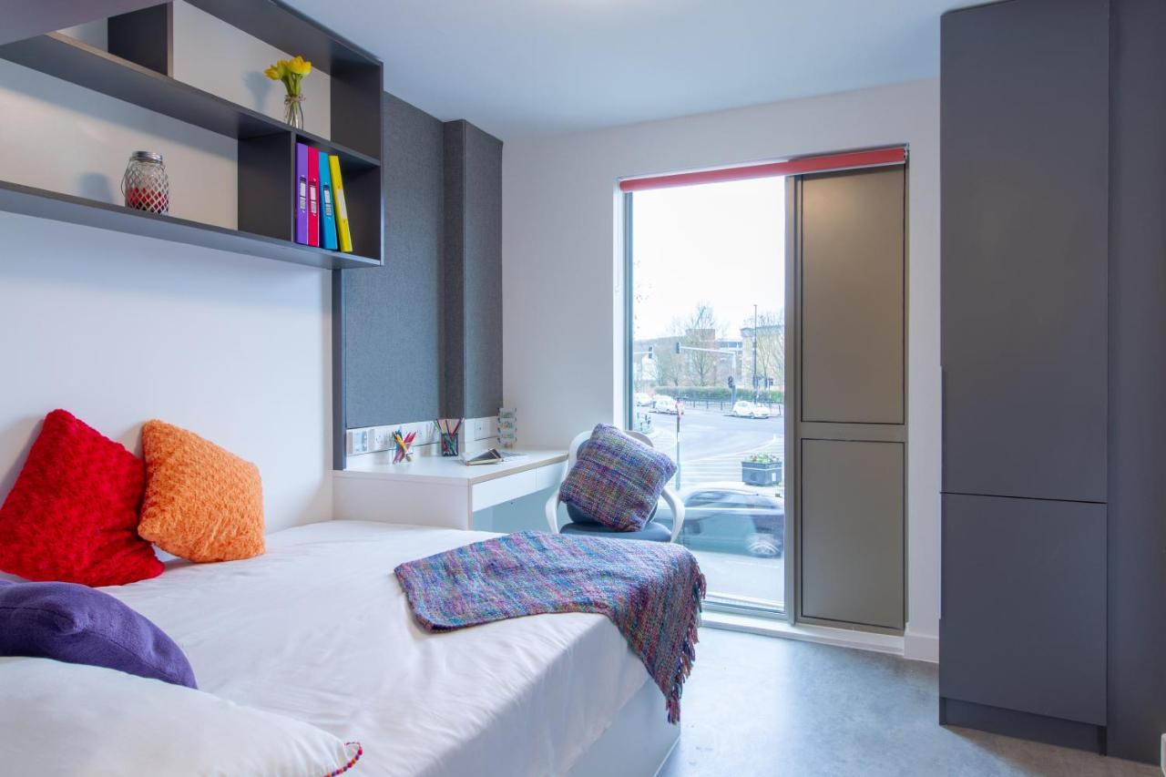 En Suite Rooms & Studios, Coventry - Sk Екстер'єр фото