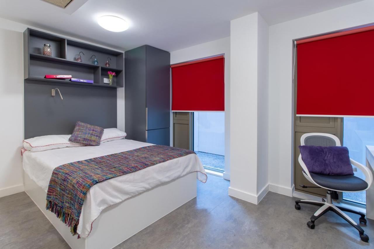 En Suite Rooms & Studios, Coventry - Sk Екстер'єр фото